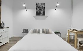 Niron Apartament Dom z Papieru Lizbona